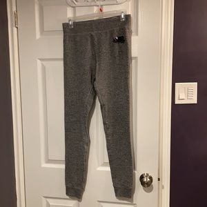 Roots women’s size small gray pants